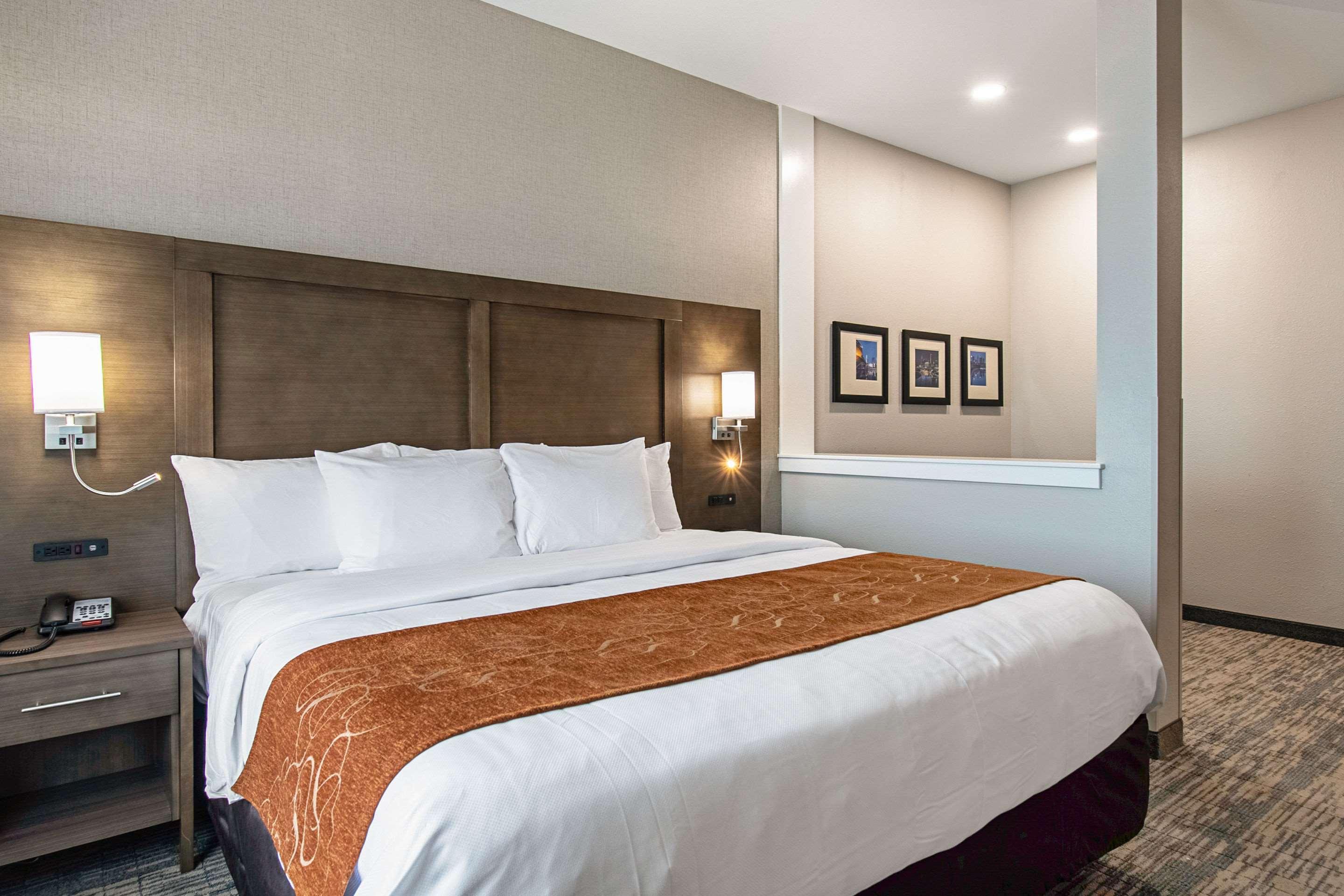 Comfort Suites Grove City - Columbus South Buitenkant foto