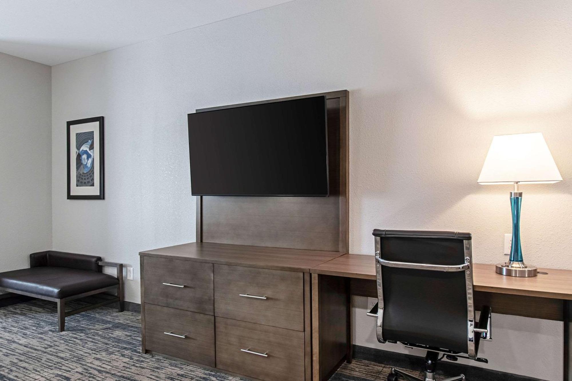 Comfort Suites Grove City - Columbus South Buitenkant foto